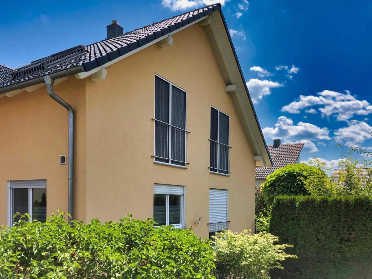 2 Zimmer Apartment, 70 Qm, Max 4 Pers, Private Terasse, 2 Parkplaetze, Internet 250 Mbit Gärtringen Exteriér fotografie